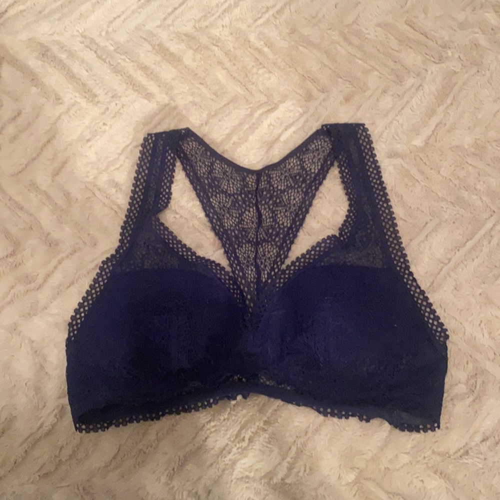 VS Lace Bralette